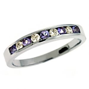 Tanzanite & Diamond Ring