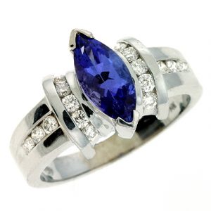 Tanzanite & Diamond Ring