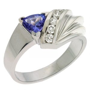 Tanzanite & Diamond Ring