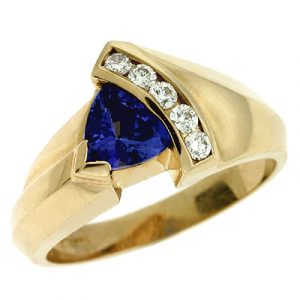 Tanzanite & Diamond Ring