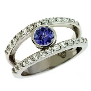 Tanzanite & Diamond Ring