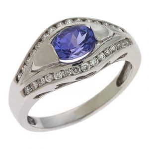 Tanzanite & Diamond Ring