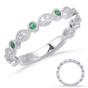 Platinum Emerald & Diamond Ring