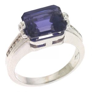 Iolite./diamond Ring