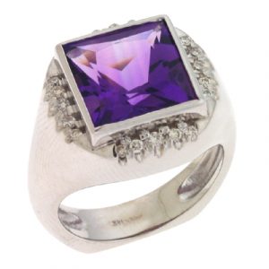 Amethyst. & Diamond Ring