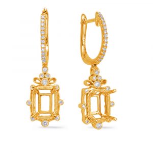 Yellow Gold Diamond Earring